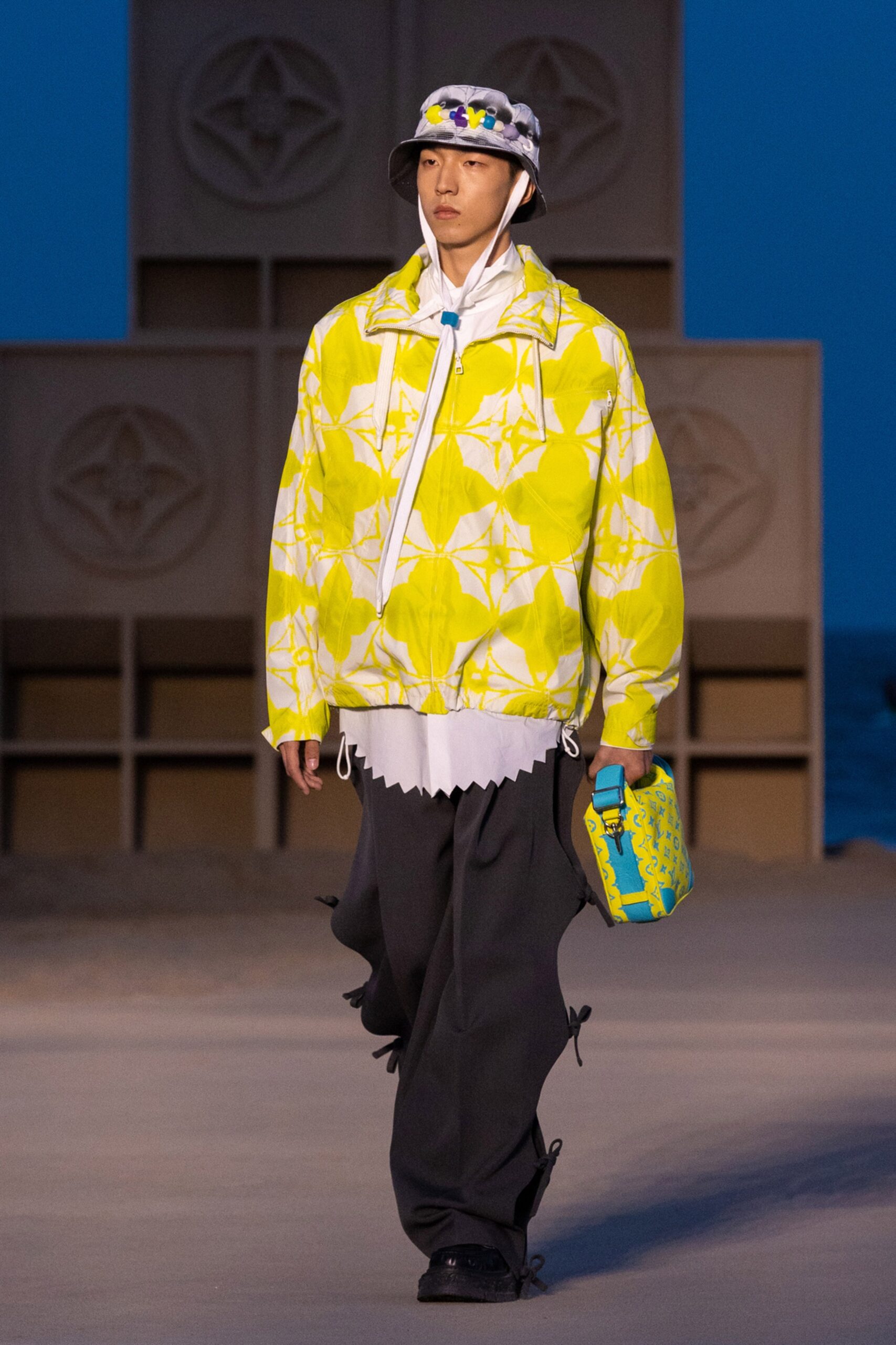Louis Vuitton S/S 23 Menswear Look 78