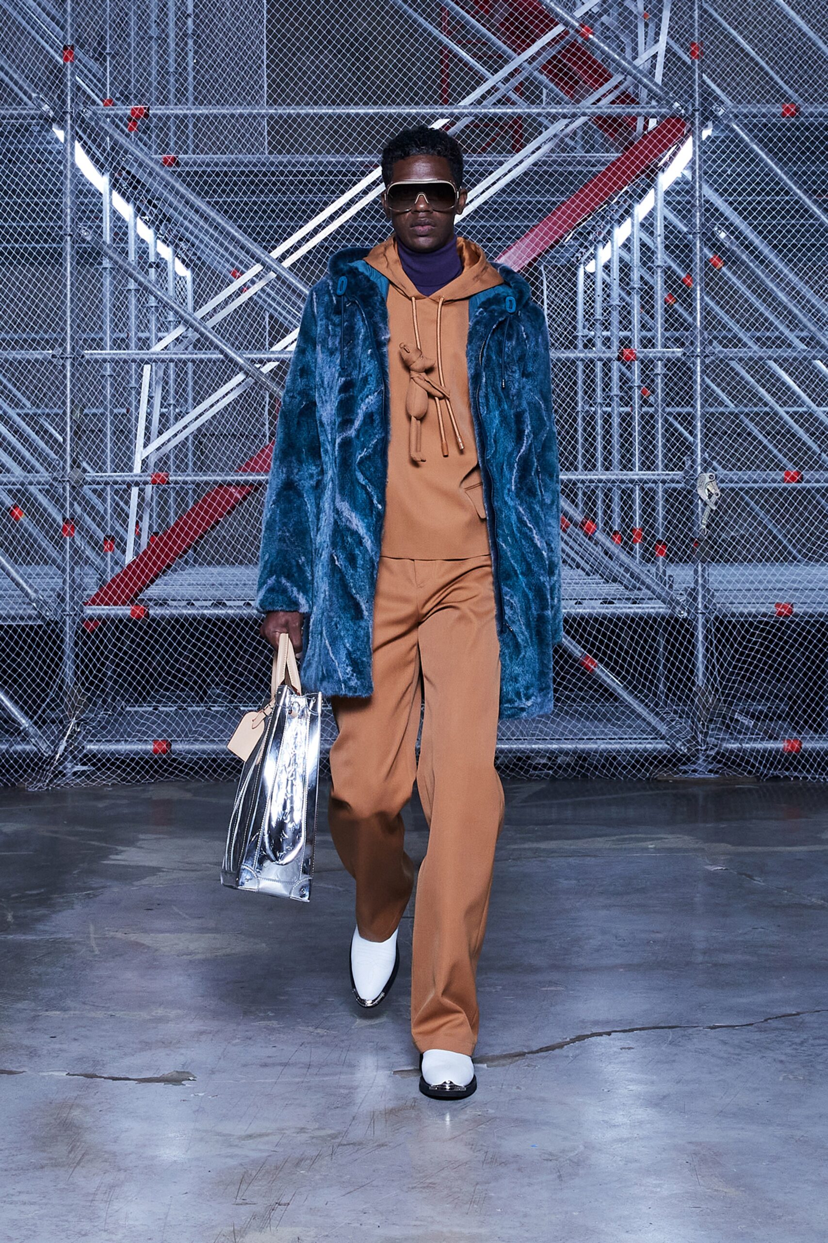 Louis Vuitton F/W 21 Menswear Look 79