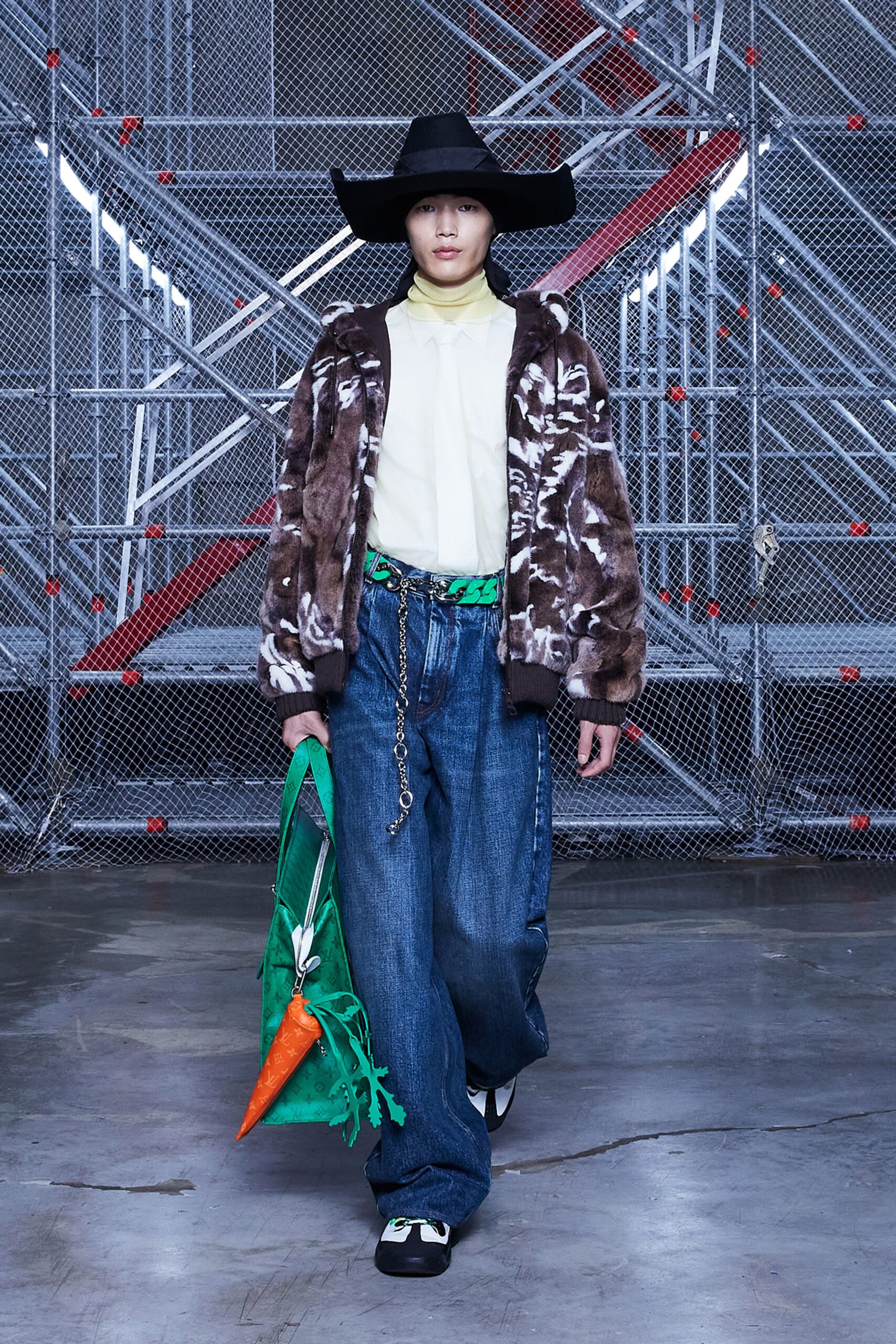 Louis Vuitton F/W 21 Menswear Look 82