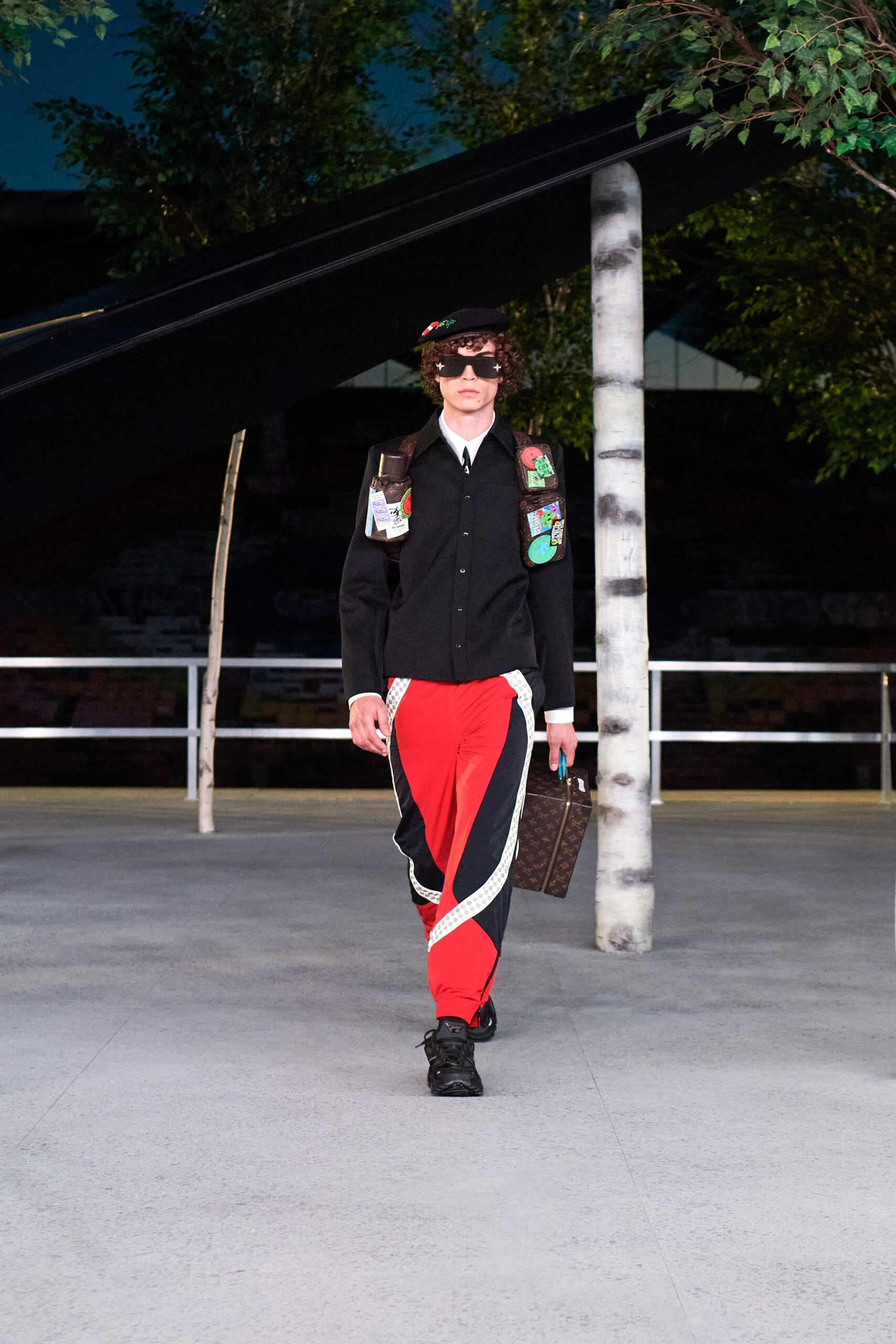 Louis Vuitton S/S 22 Menswear Look 83