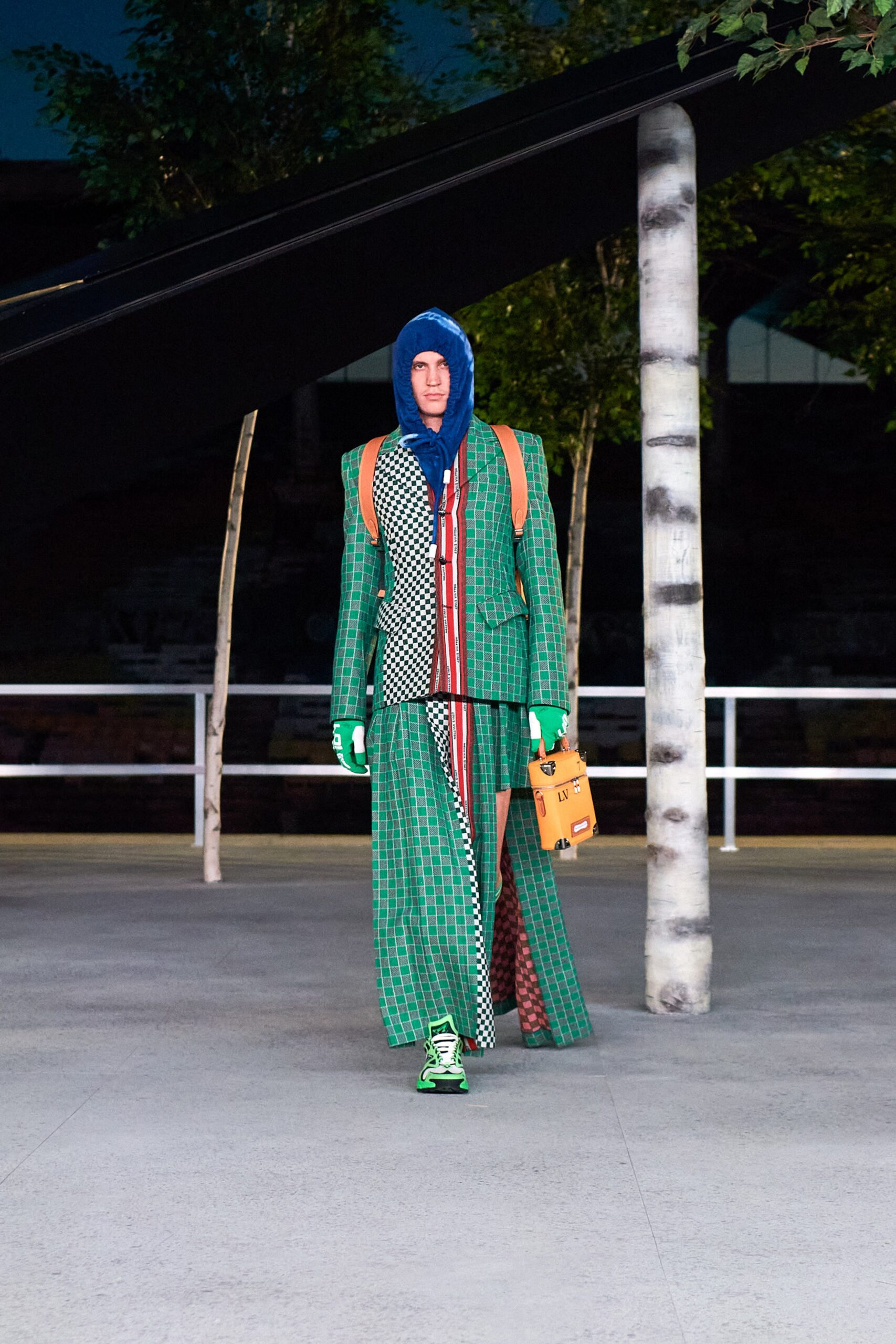 Louis Vuitton S/S 22 Menswear Look 89