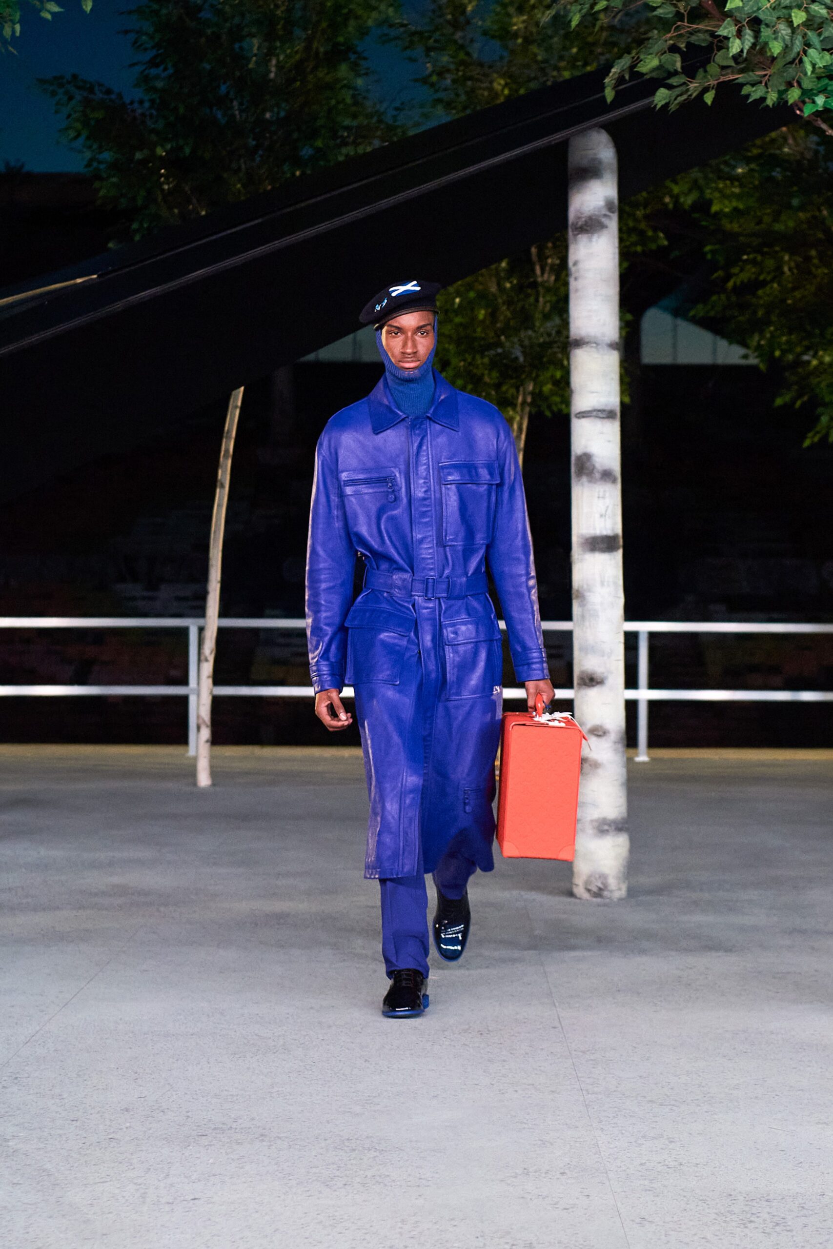 Louis Vuitton S/S 22 Menswear Look 90