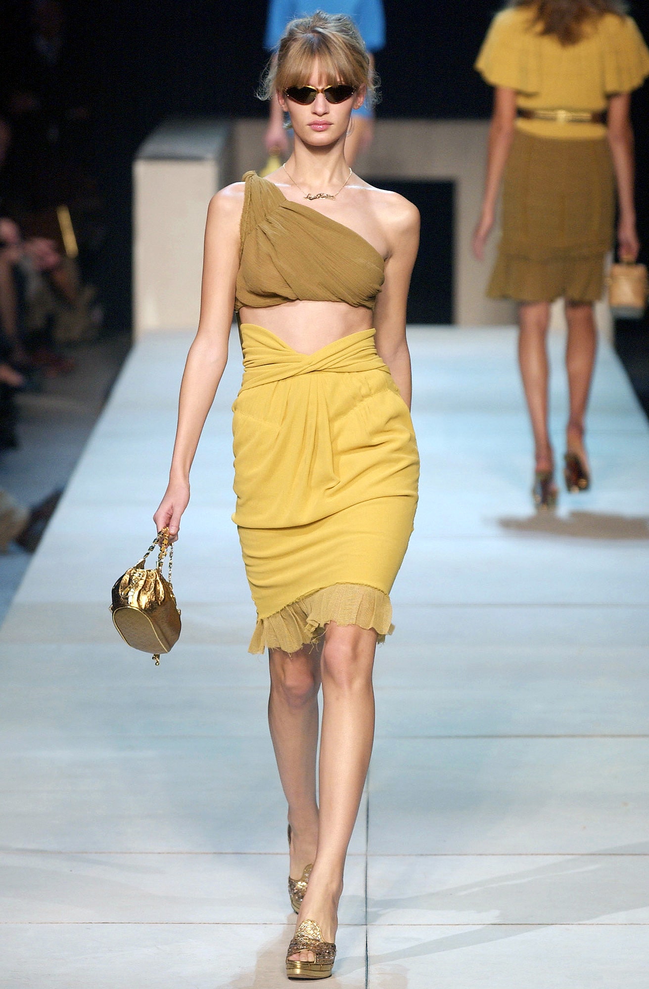 Louis Vuitton S/S 04 Look 9