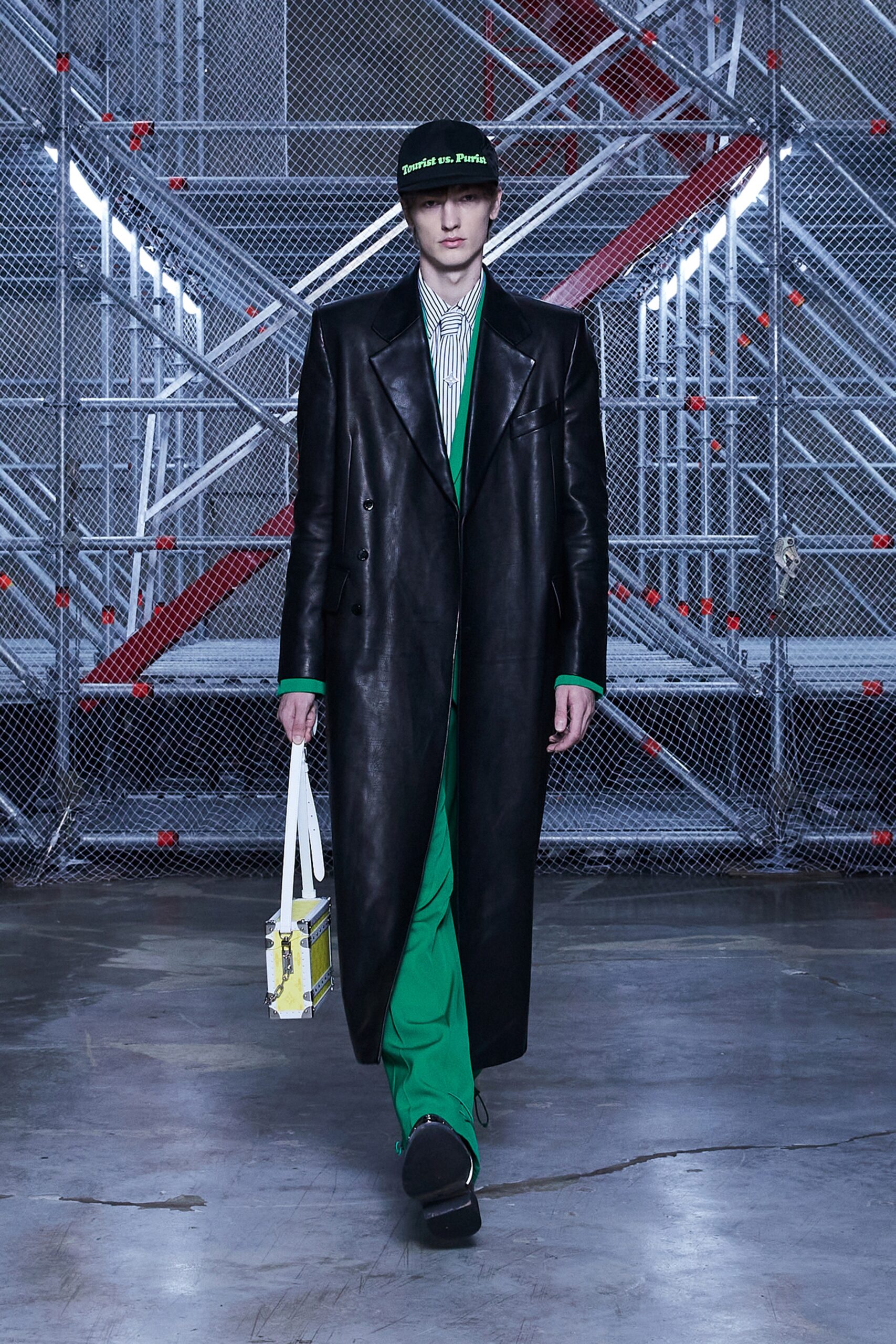 Louis Vuitton F/W 21 Menswear Look 97