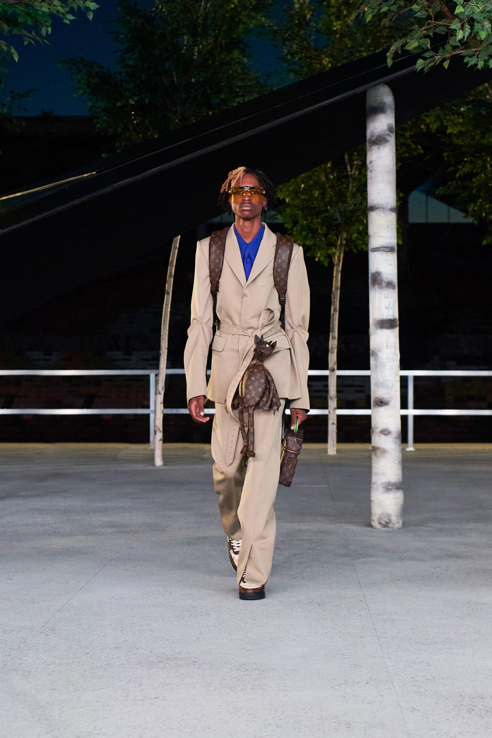 Louis Vuitton S/S 22 Menswear Look 100