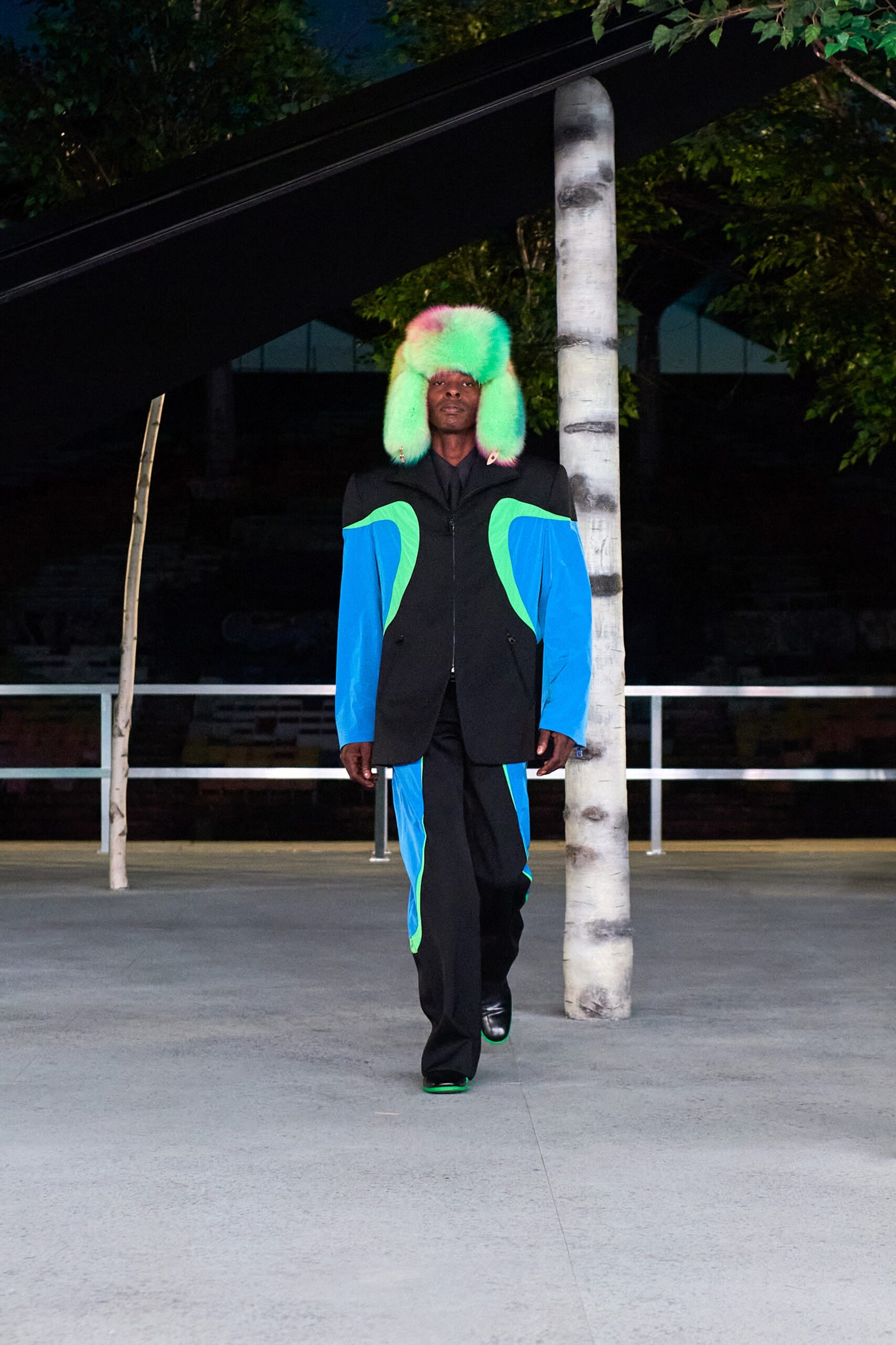 Louis Vuitton S/S 22 Menswear Look 103