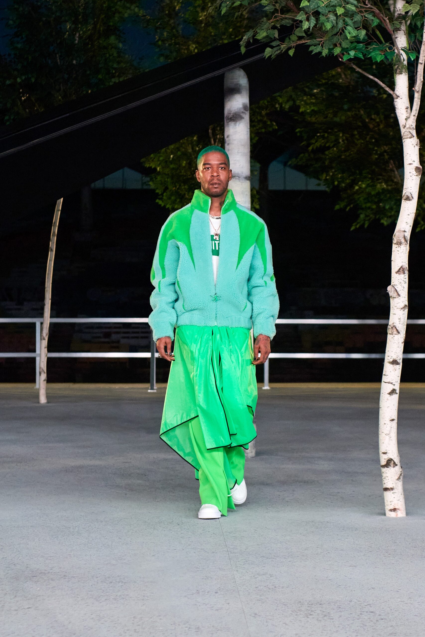 Louis Vuitton S/S 22 Menswear Look 104