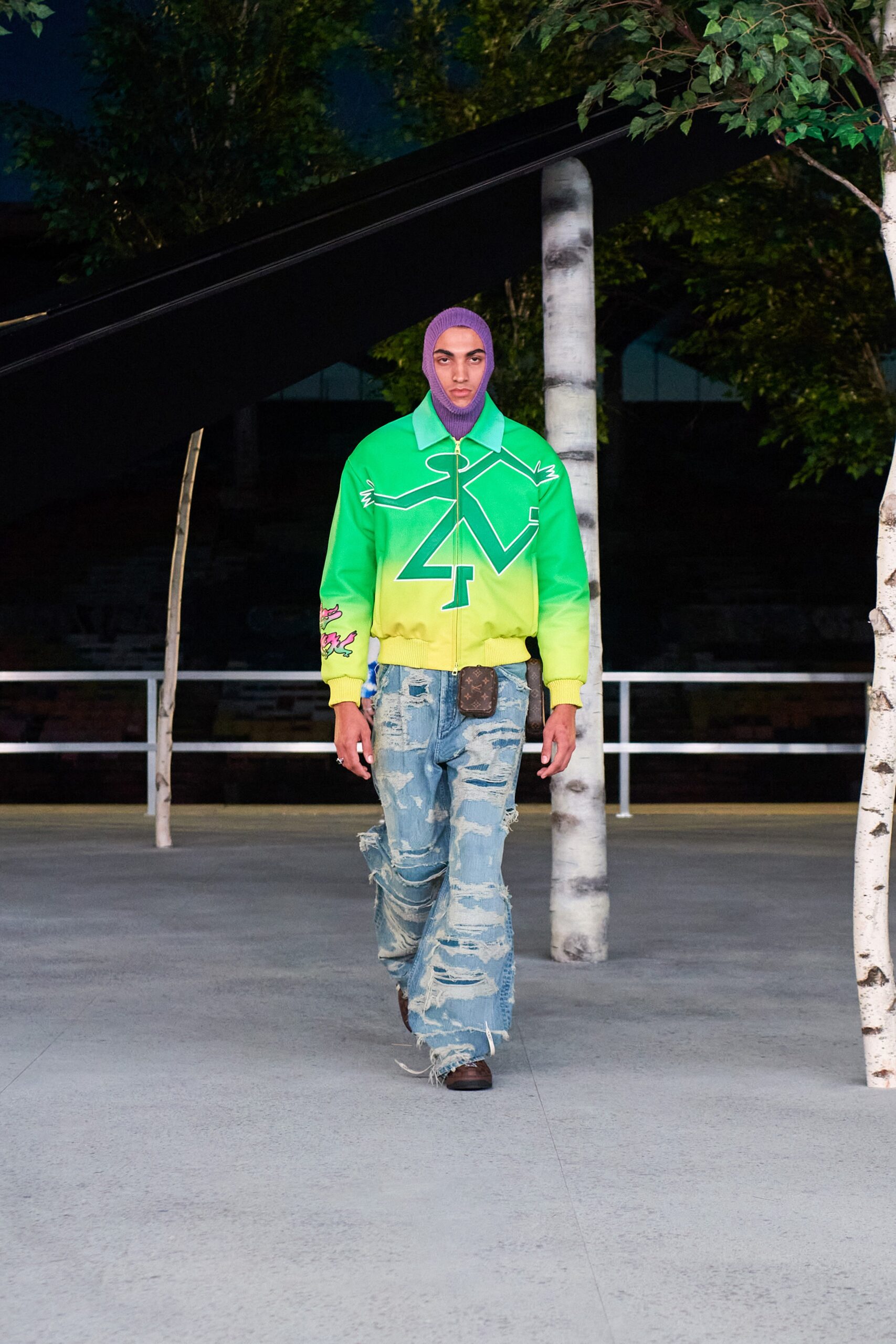 Louis Vuitton S/S 22 Menswear Look 110