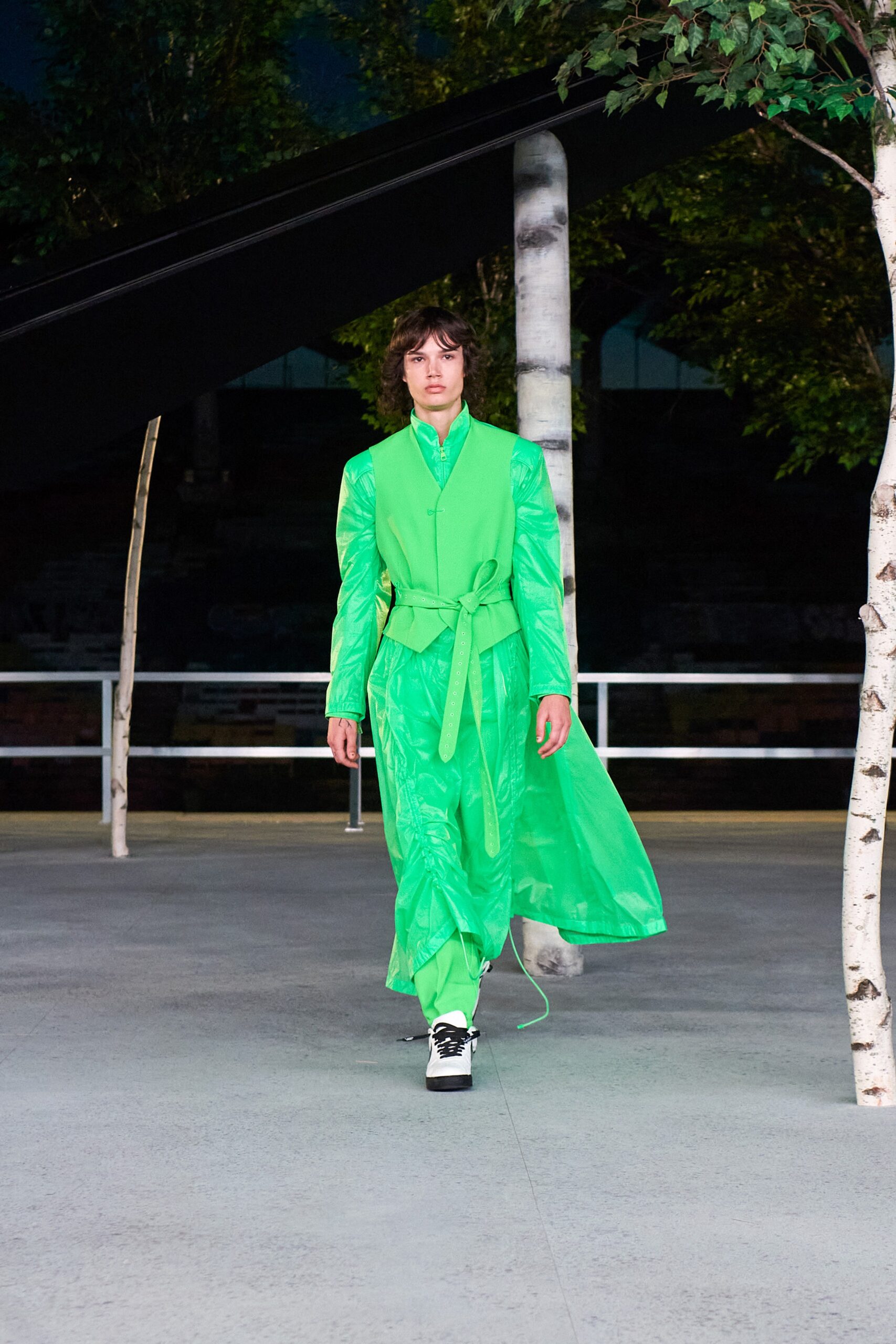 Louis Vuitton S/S 22 Menswear Look 112
