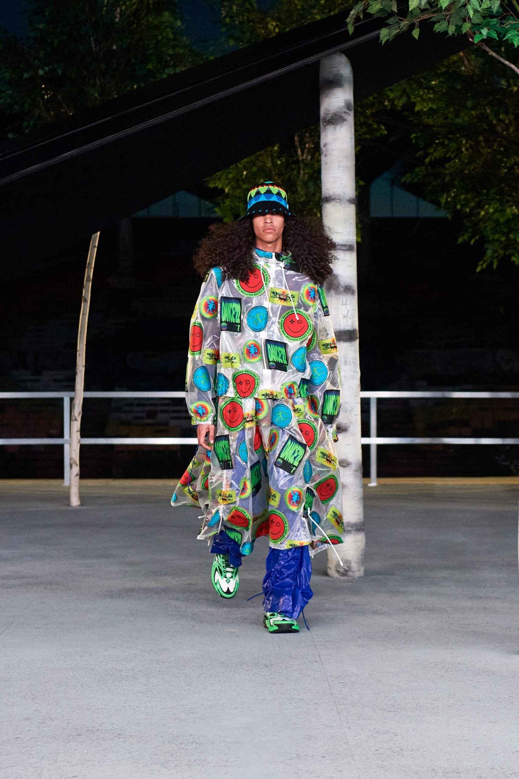 Louis Vuitton S/S 22 Menswear Look 113