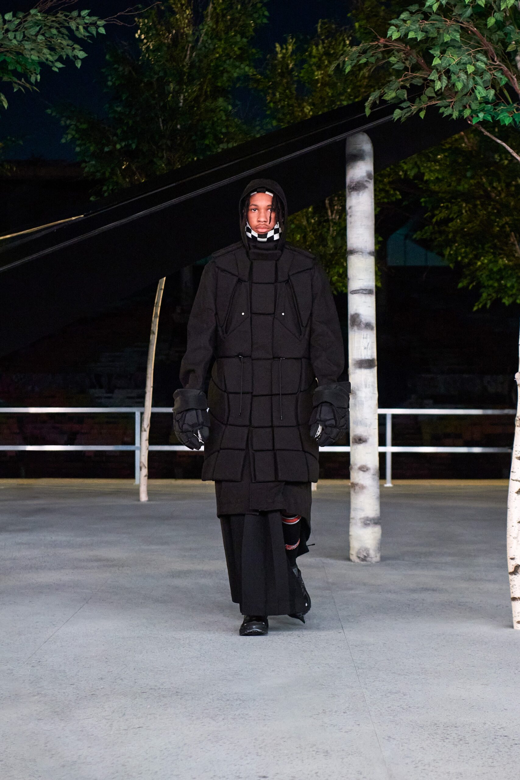 Louis Vuitton S/S 22 Menswear Look 129