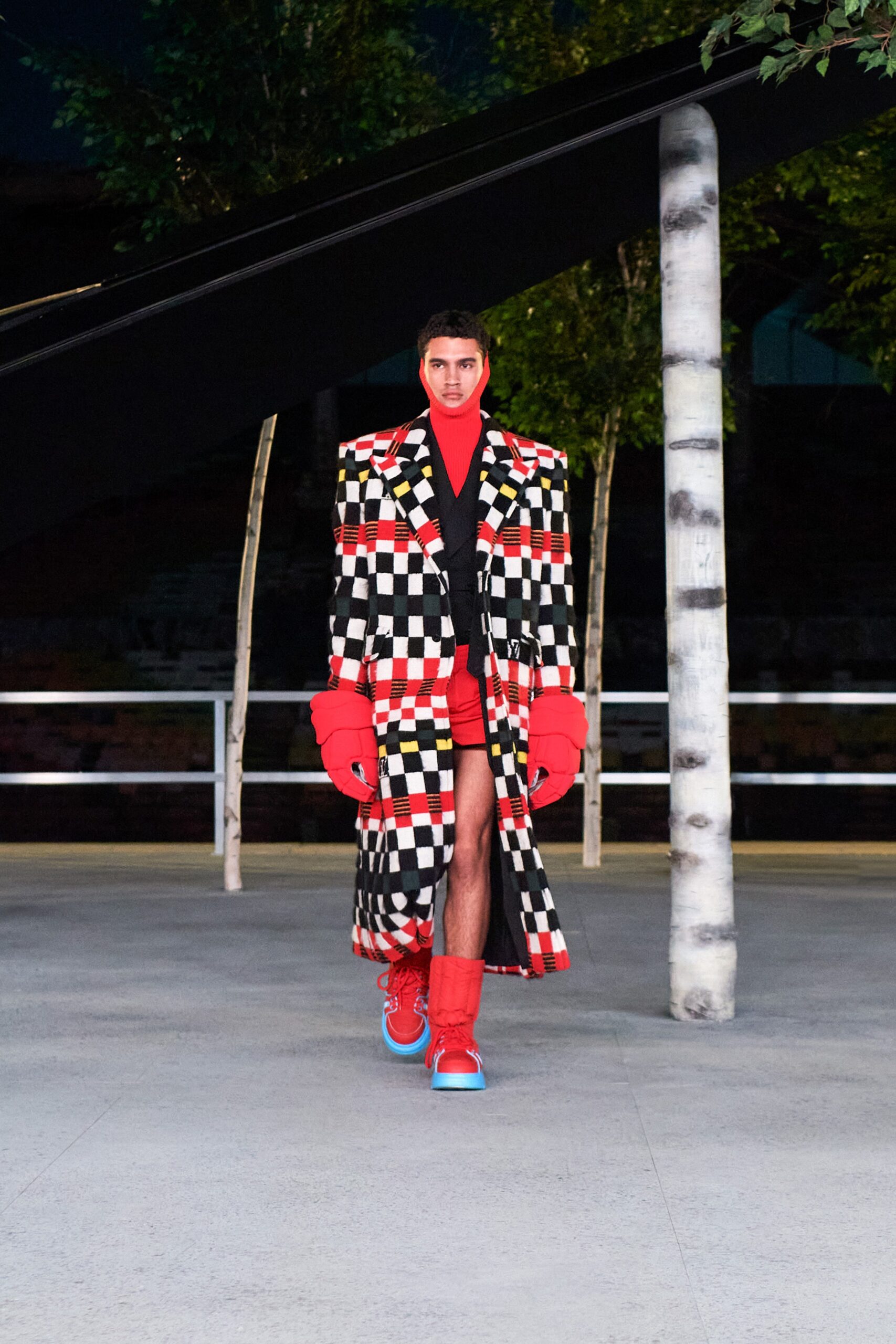 Louis Vuitton S/S 22 Menswear Look 134