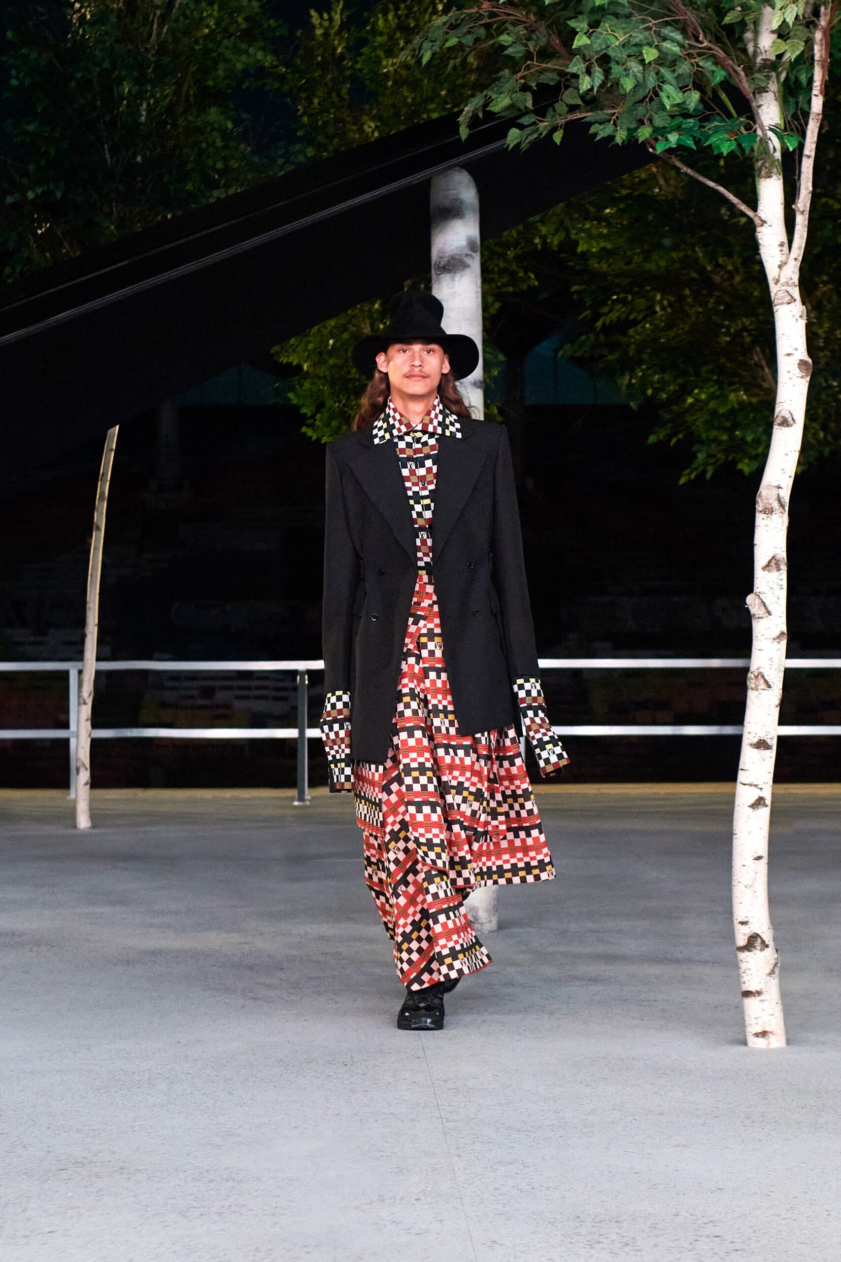 Louis Vuitton S/S 22 Menswear Look 140