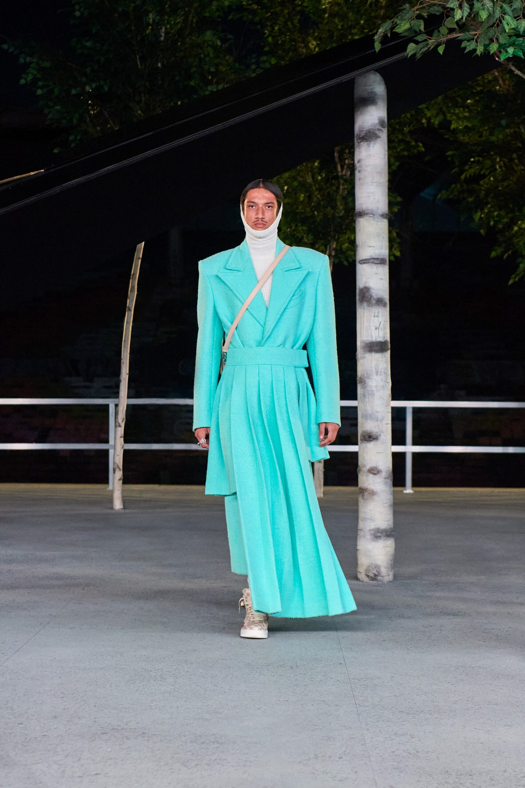 Louis Vuitton S/S 22 Menswear Look 158
