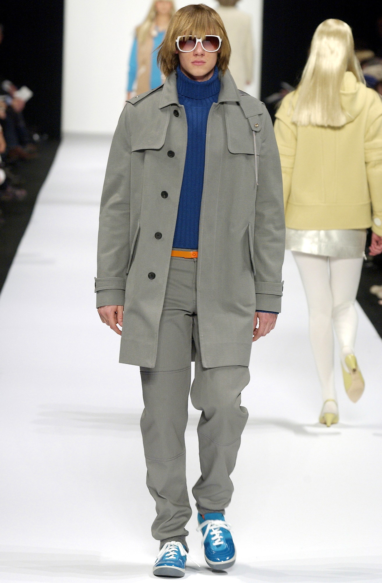 Marc Jacobs F/W 03 Look 16