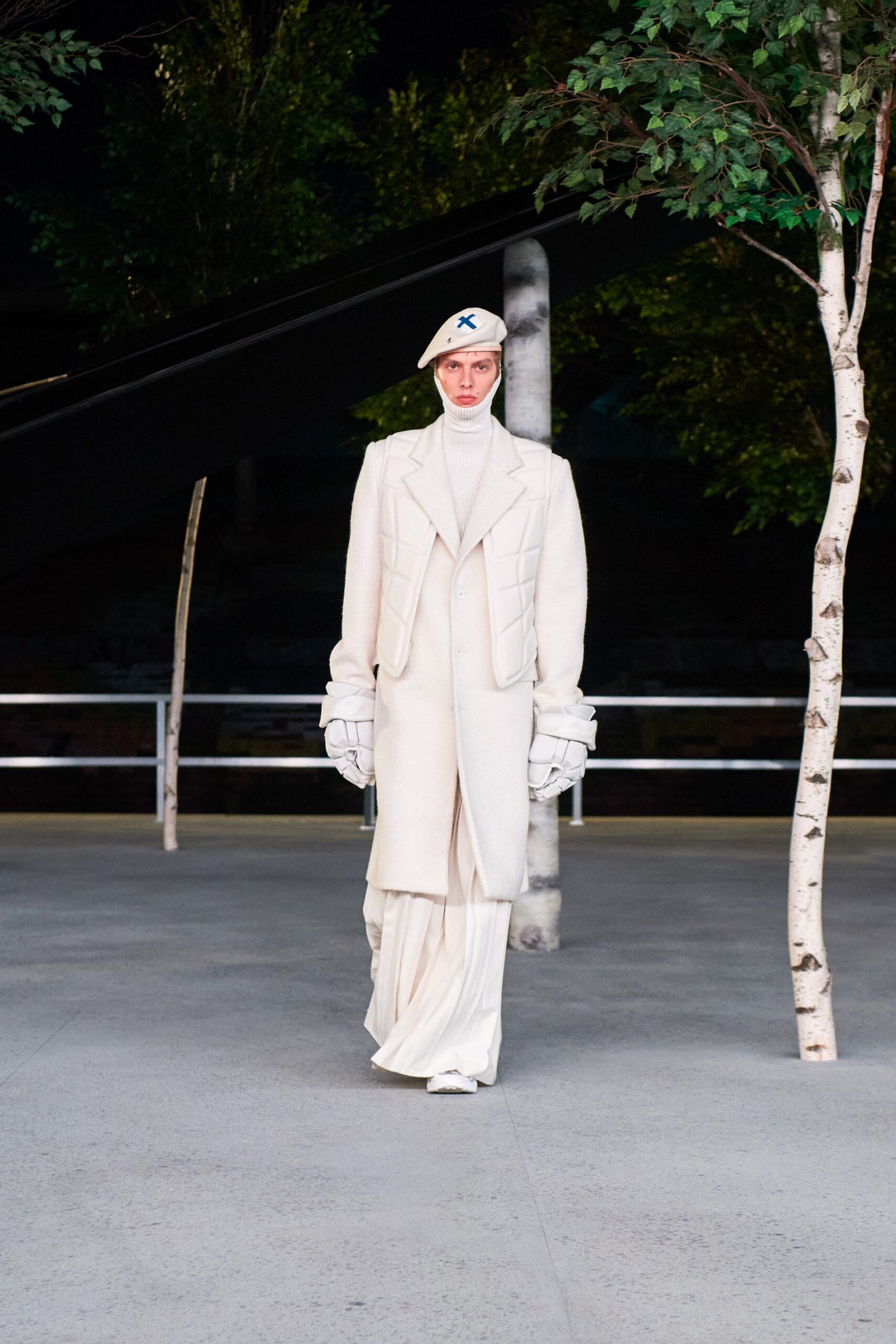 Louis Vuitton S/S 22 Menswear Look 162