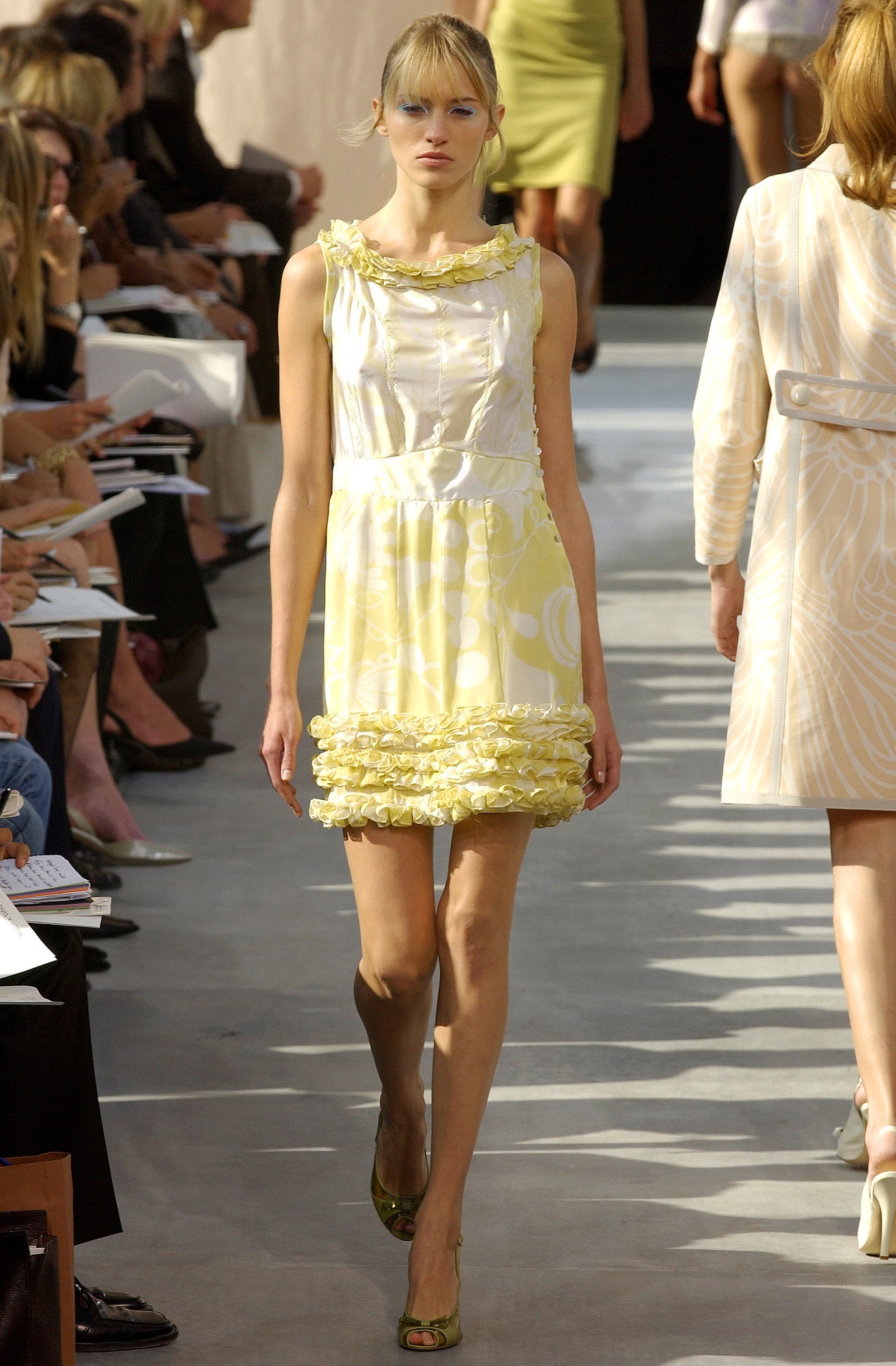 Louis Vuitton S/S 03 Look 50
