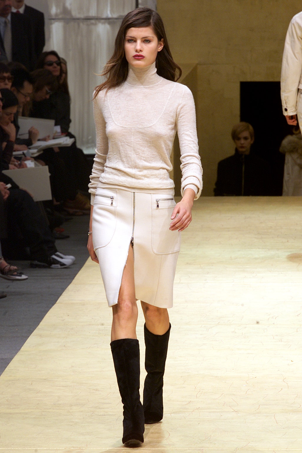 Louis Vuitton F/W 02 Look 10
