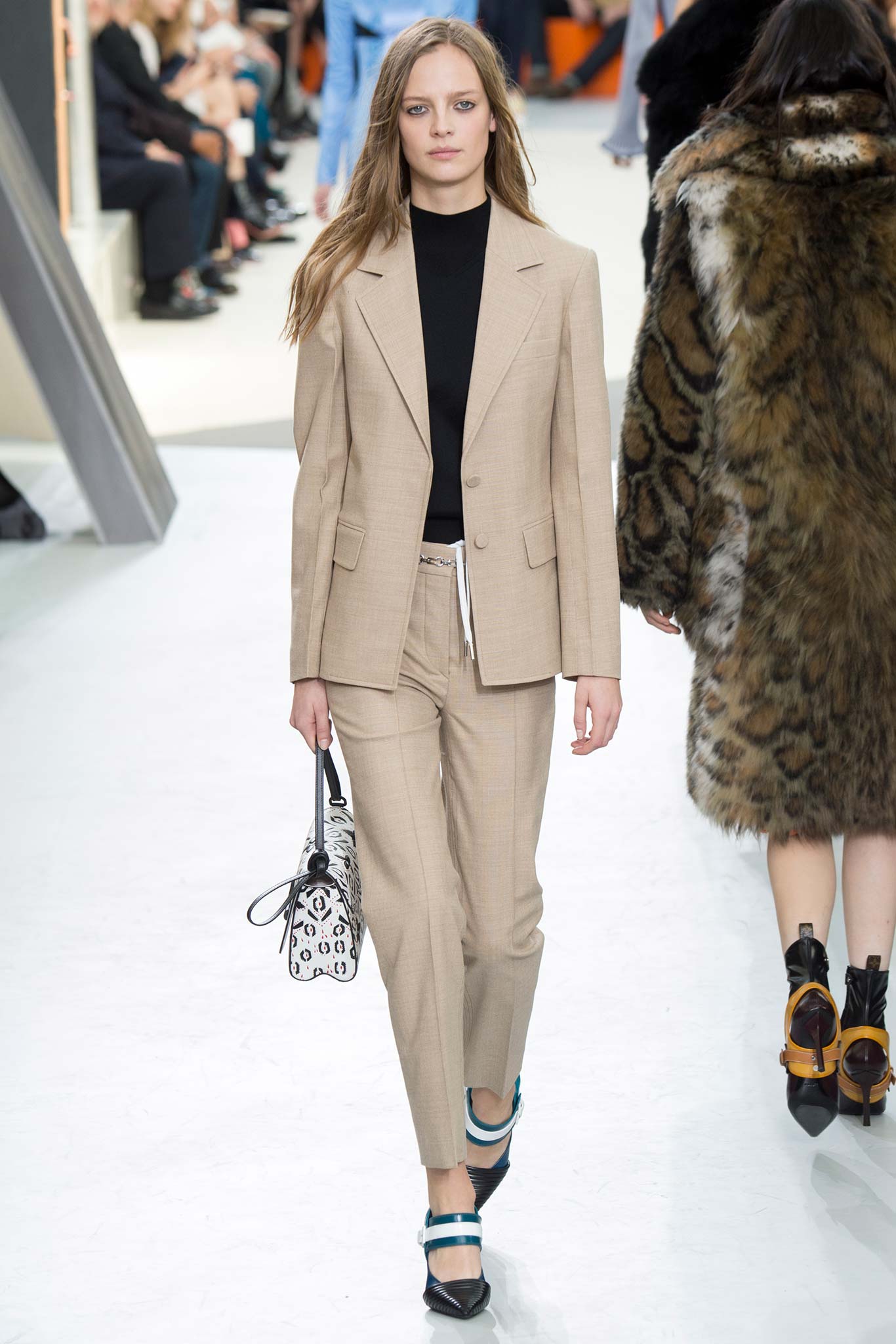 Louis Vuitton F/W 15 Look 12