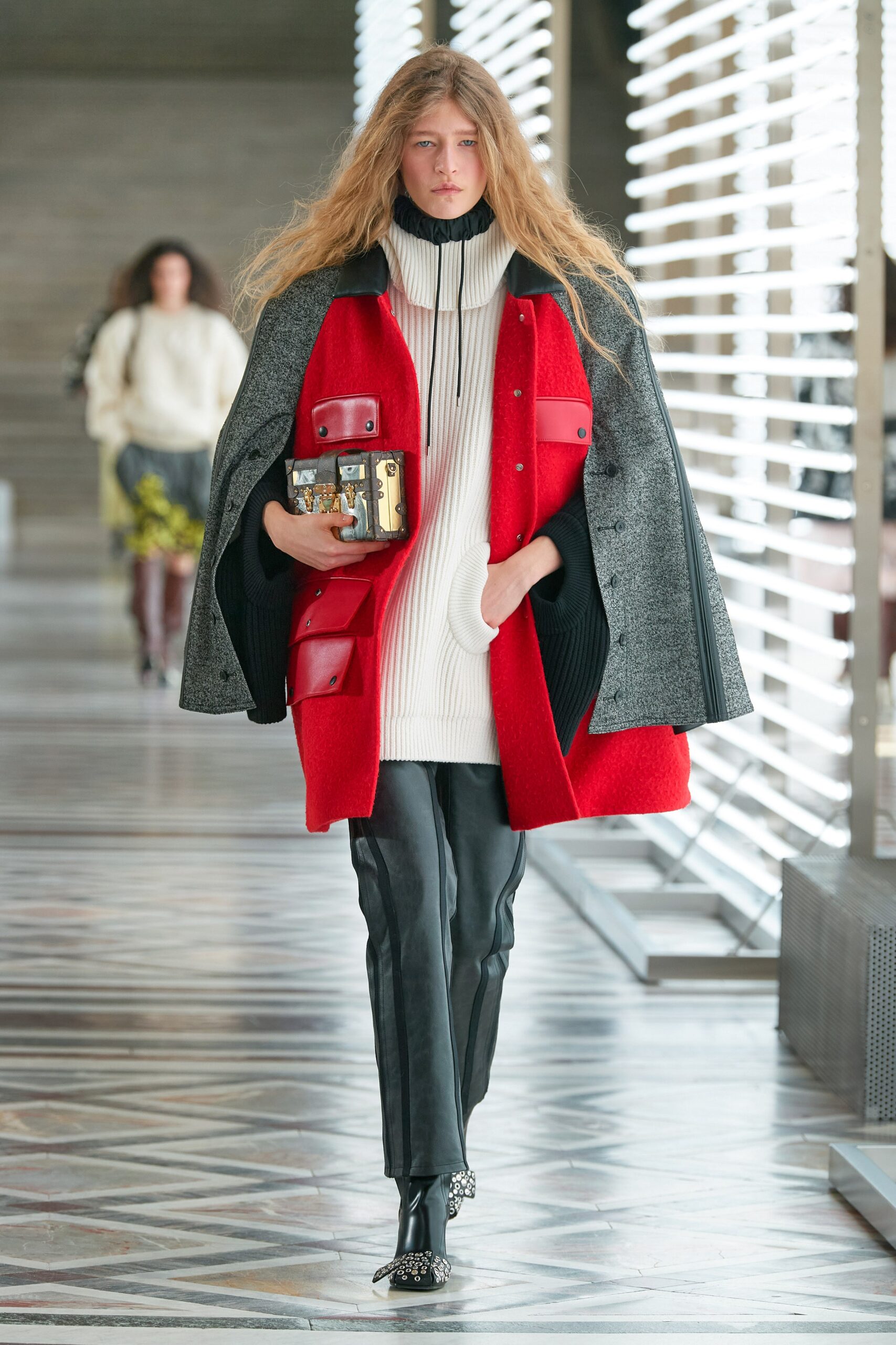 Louis Vuitton F/W 21 Look 15