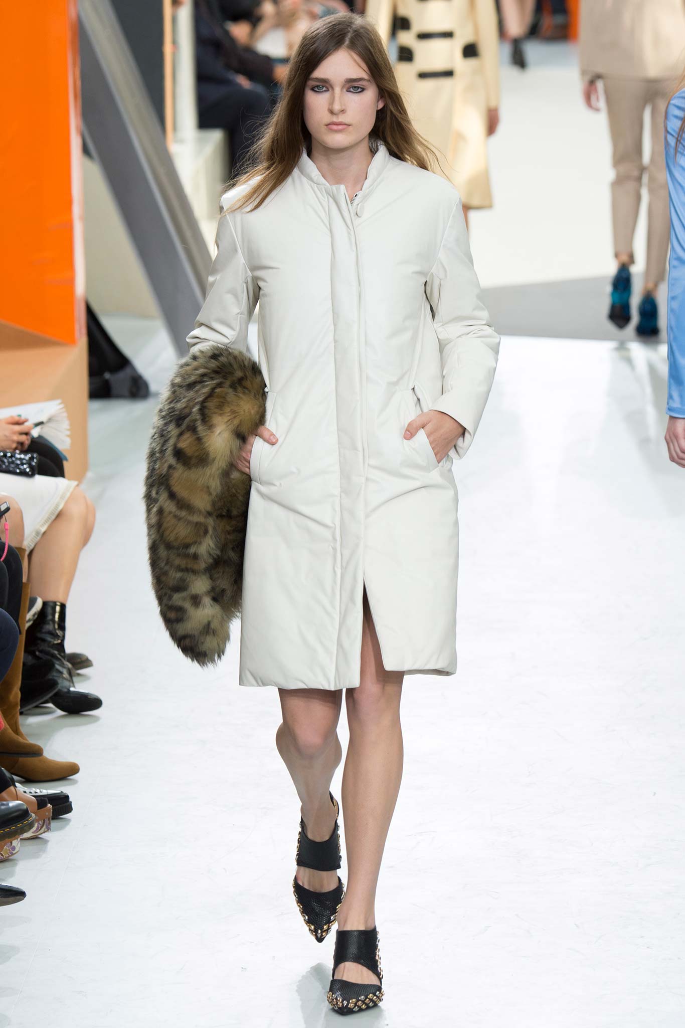 Louis Vuitton F/W 15 Look 18
