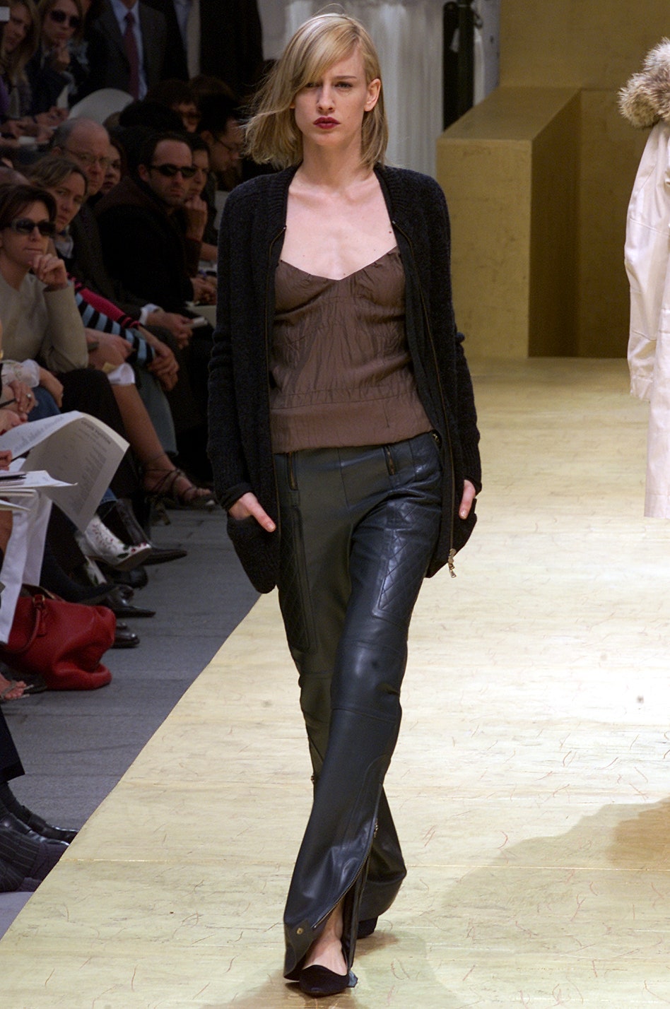 Louis Vuitton F/W 02 Look 21