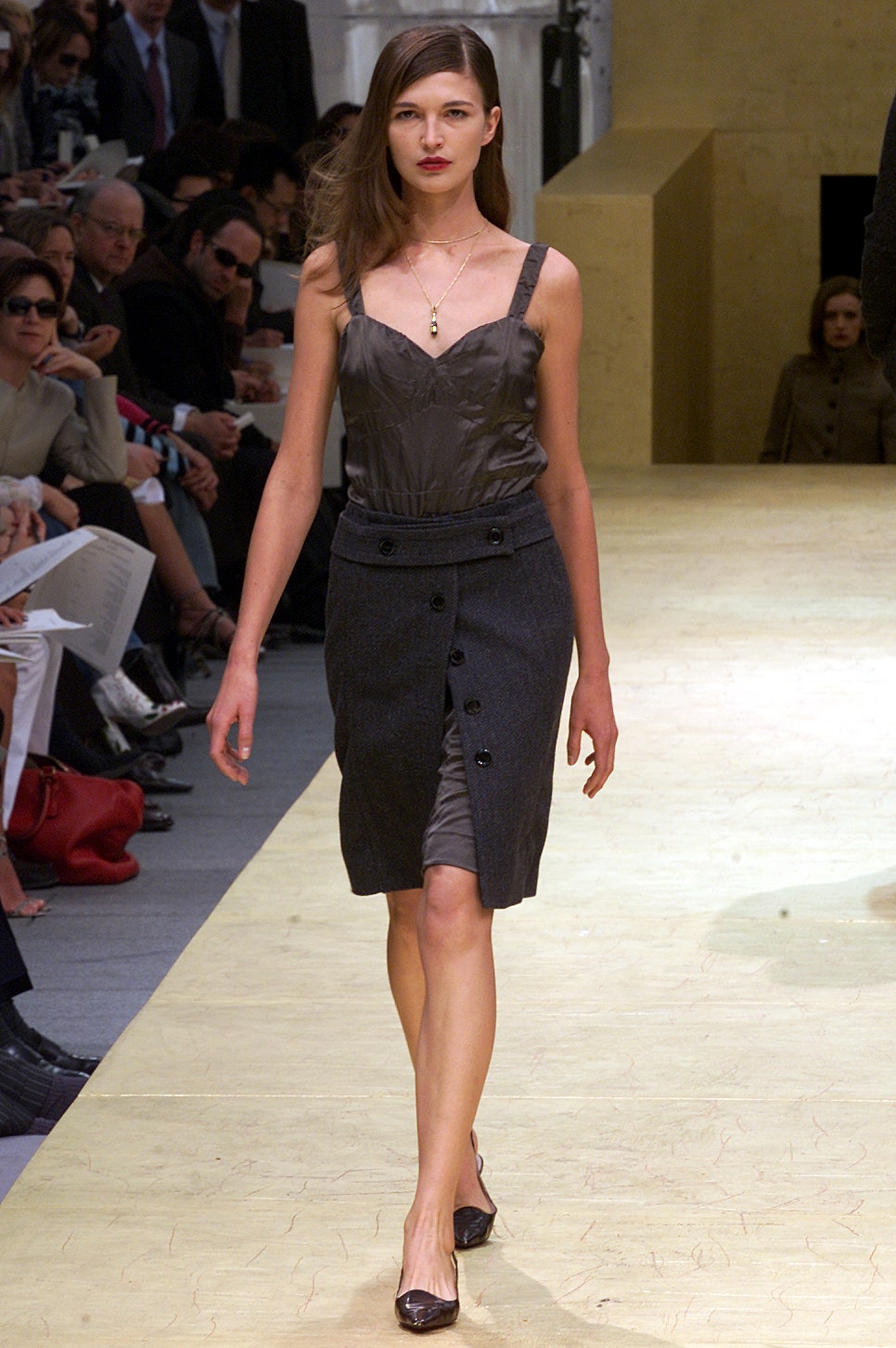 Louis Vuitton F/W 02 Look 23