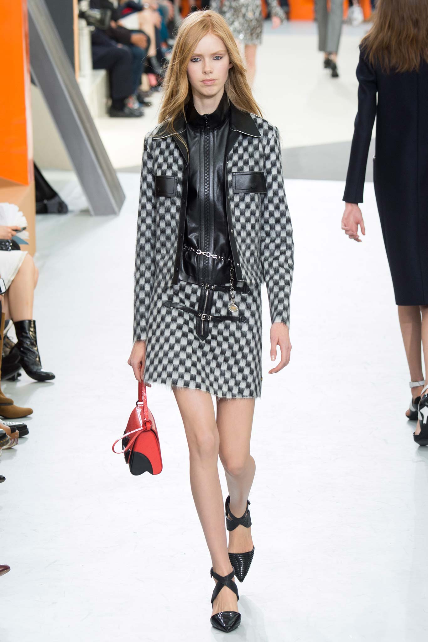 Louis Vuitton F/W 15 Look 21
