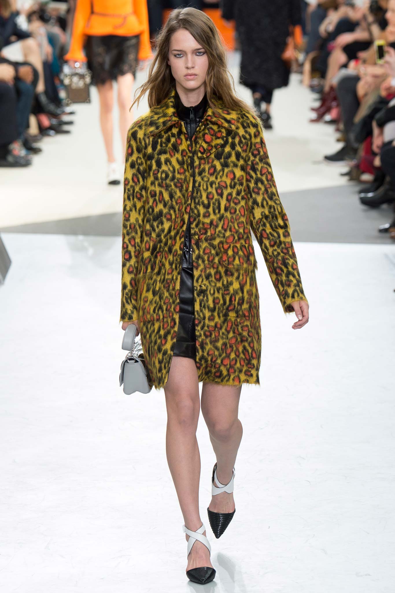 Louis Vuitton F/W 15 Look 23