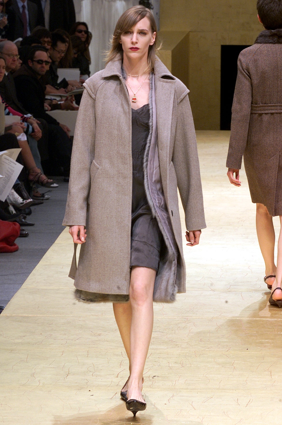 Louis Vuitton F/W 02 Look 26