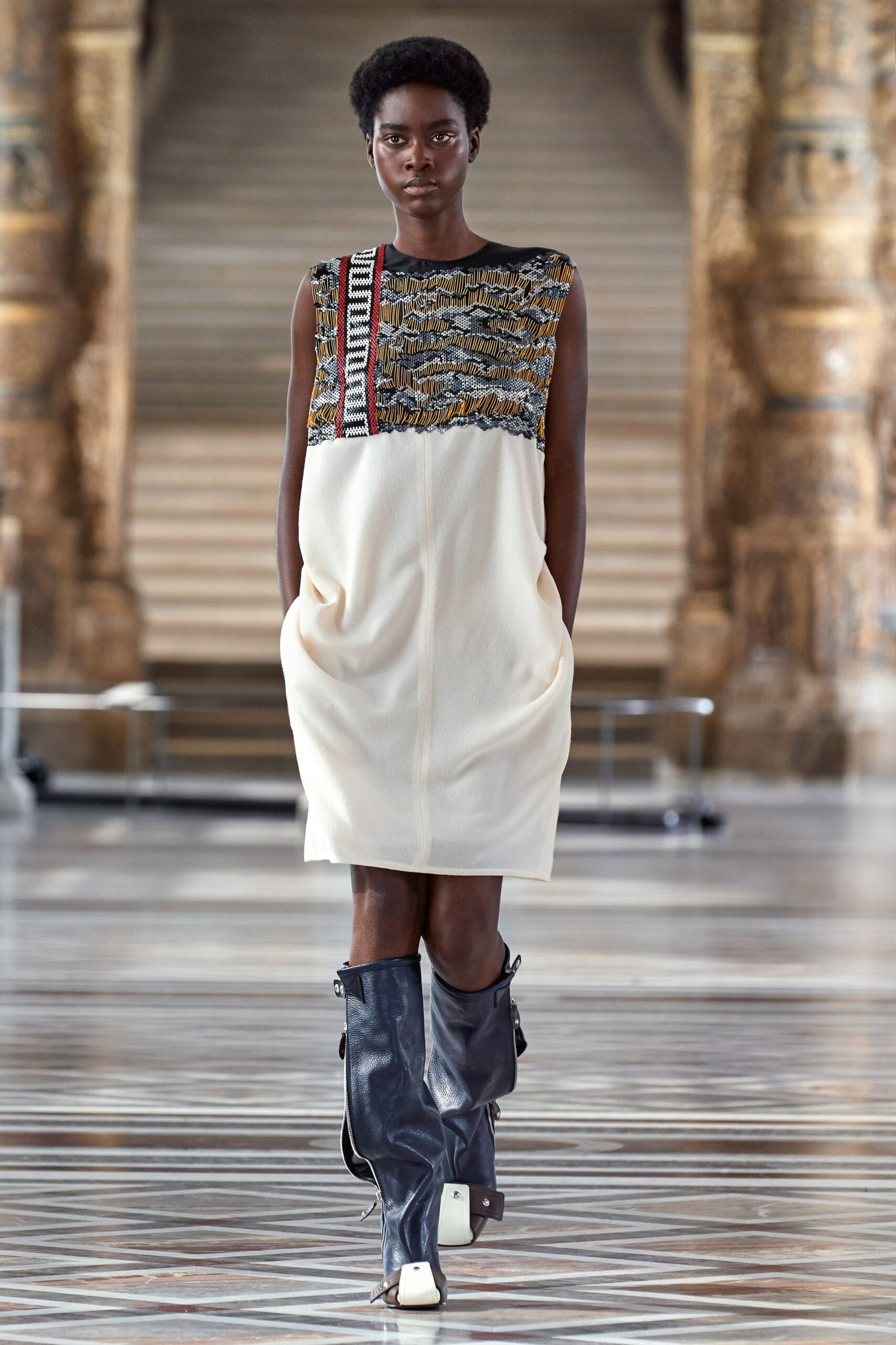 Louis Vuitton F/W 21 Look 30