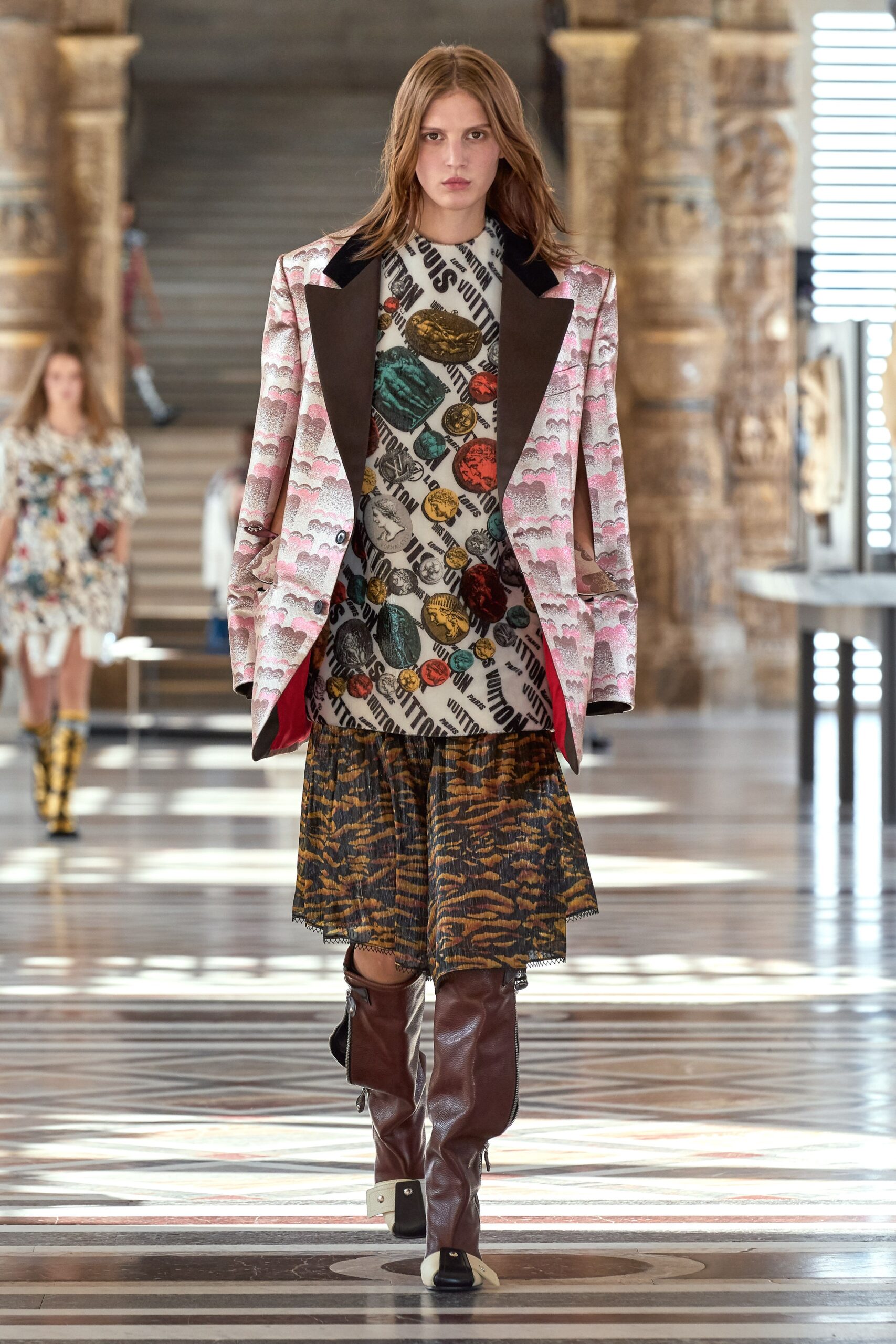 Louis Vuitton F/W 21 Look 38