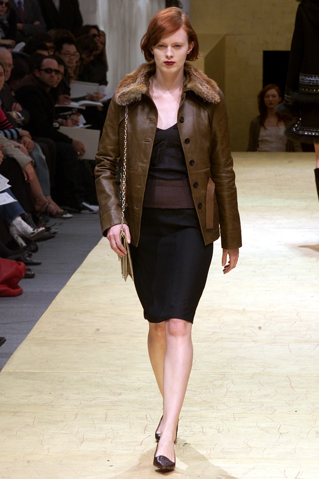 Louis Vuitton F/W 02 Look 39