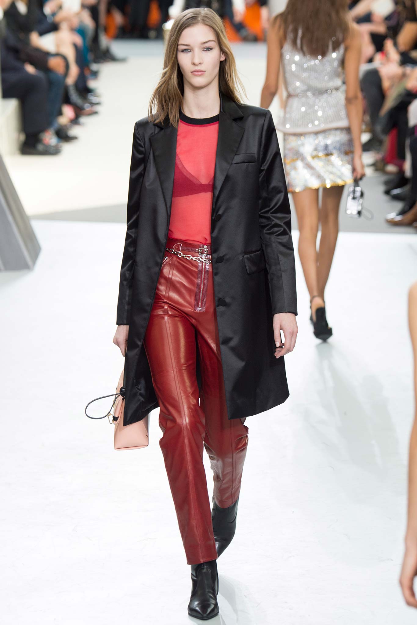 Louis Vuitton F/W 15 Look 39