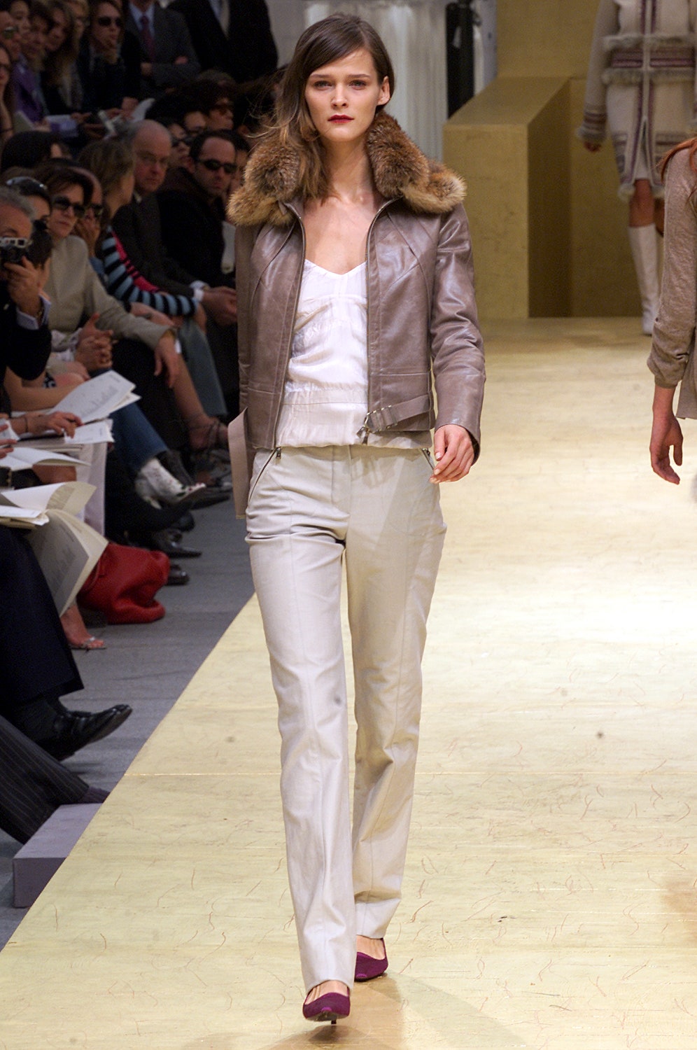 Louis Vuitton F/W 02 Look 41