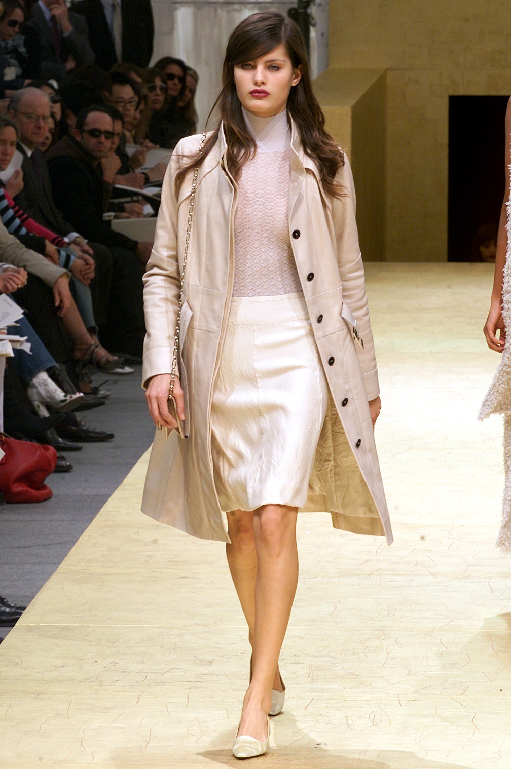 Louis Vuitton F/W 02 Look 44