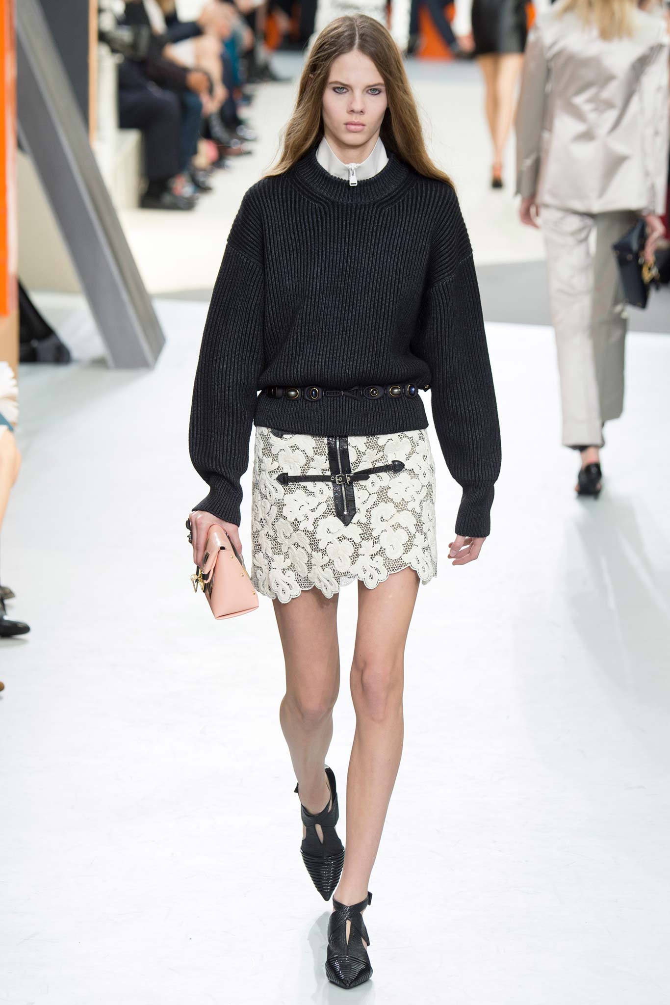 Louis Vuitton F/W 15 Look 47