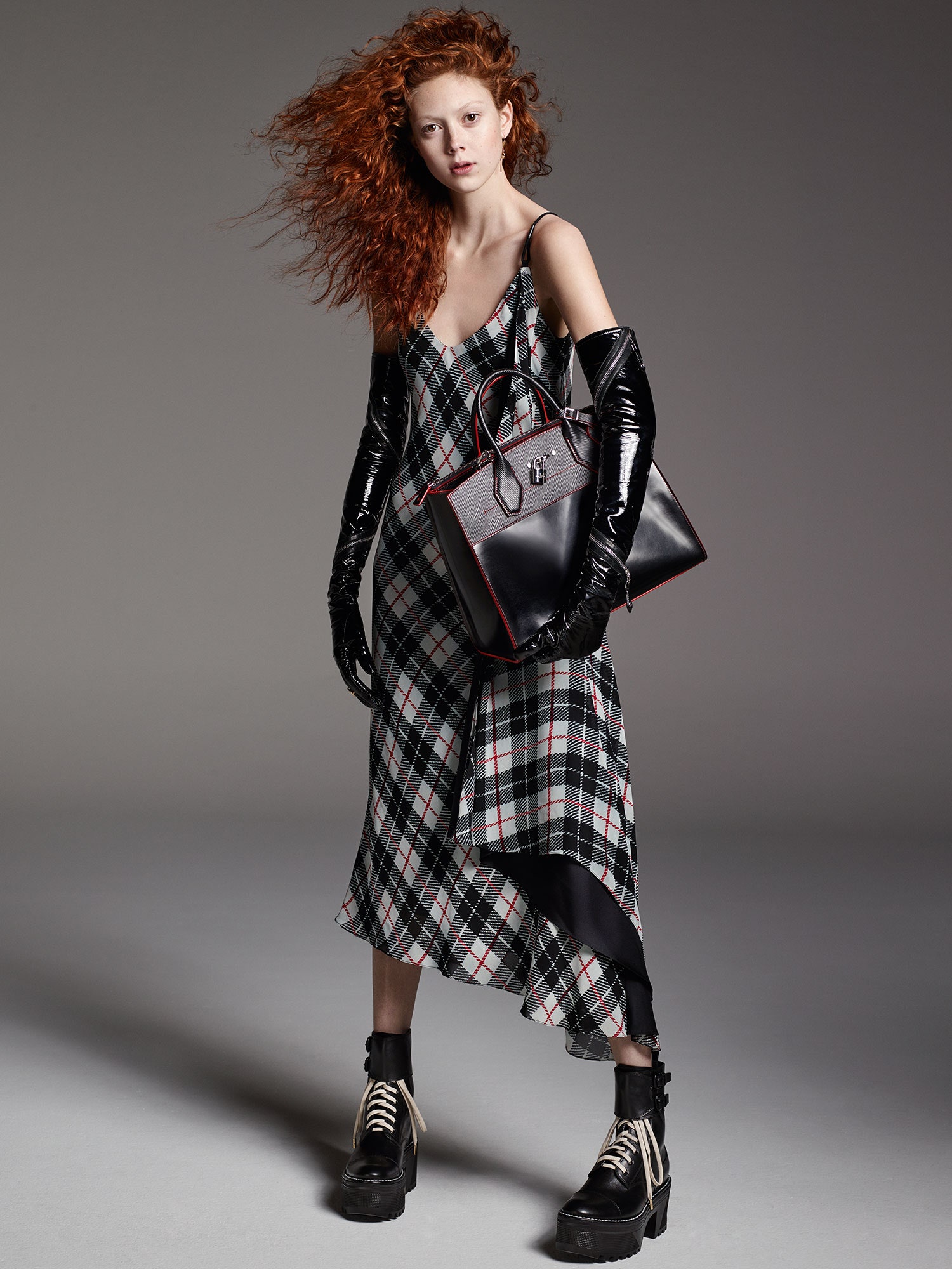 Louis Vuitton F/W 16 Look 9