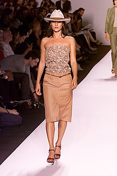 Marc Jacobs S/S 00 Look 37