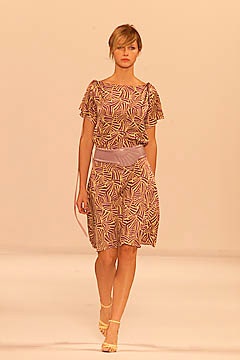 Marc Jacobs S/S 01 Look 12