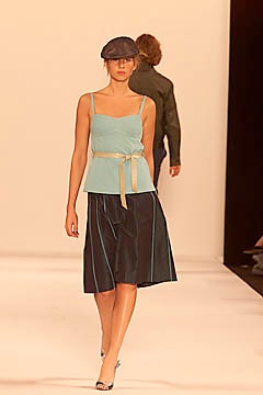 Marc Jacobs S/S 01 Look 32