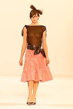 Marc Jacobs S/S 01 Look 48