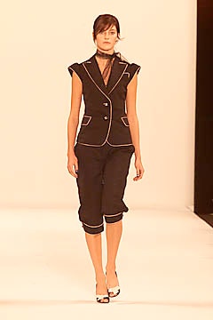 Marc Jacobs S/S 01 Look 64