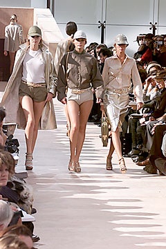 Louis Vuitton S/S 00 Look 7