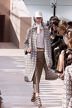 Louis Vuitton S/S 00 Look 13