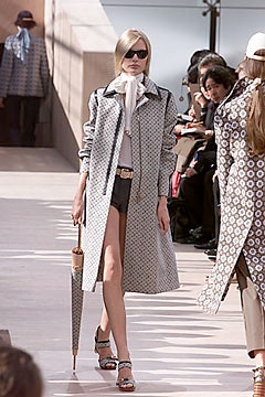 Louis Vuitton S/S 00 Look 14