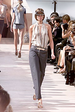 Louis Vuitton S/S 00 Look 24