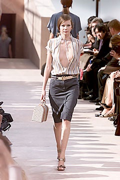 Louis Vuitton S/S 00 Look 25
