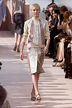 Louis Vuitton S/S 00 Look 27