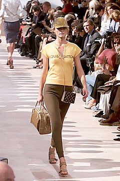 Louis Vuitton S/S 00 Look 30